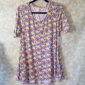 Lularoe bnwt perfect t soft size large